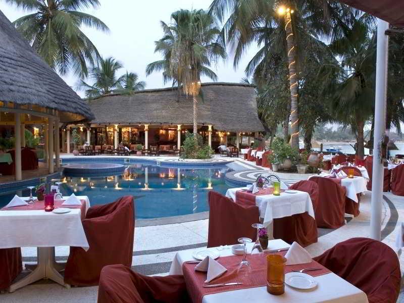 Espadon Hotel M'Bour Exterior foto